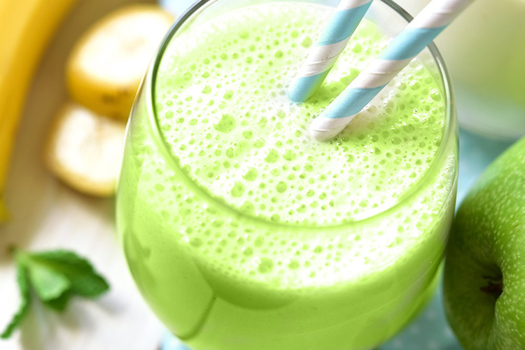 Kiwi Apple Banana Smoothie